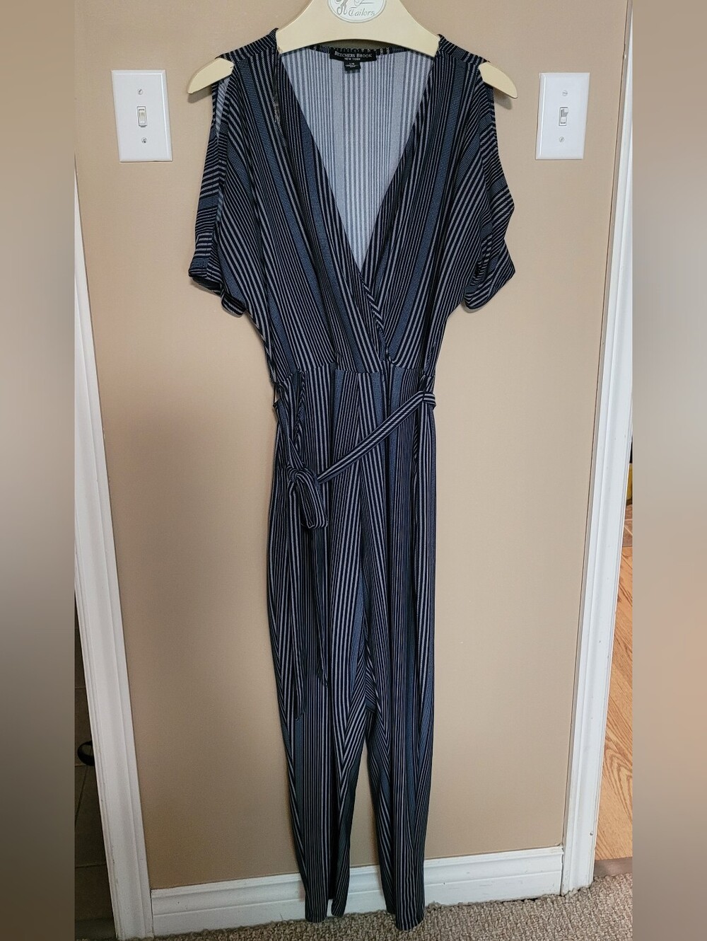 💛2 for $20💛 Bundle and save Striped Jumpsuit - Navy/White